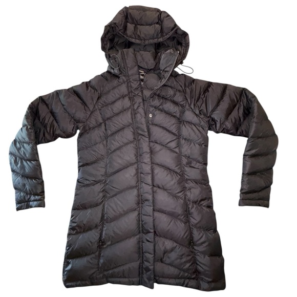 The North Face Jackets & Blazers - North face down puffer jacket 550
